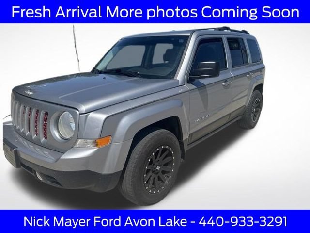 Used 2017 Jeep Patriot Sport w/ Power Value Group FWD image 8