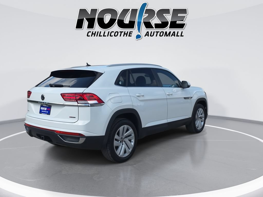 Used 2022 Volkswagen Atlas Cross Sport SE AWD/4WD image 8
