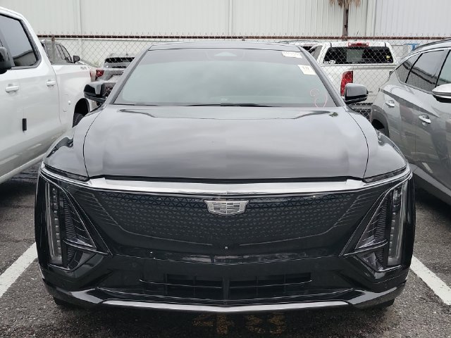 Certified 2024 Cadillac Lyriq Sport AWD/4WD image 2
