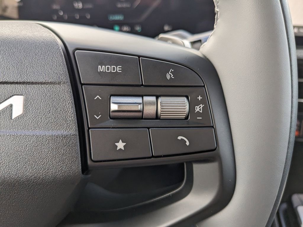 New 2025 Kia EV6 Wind RWD image 33