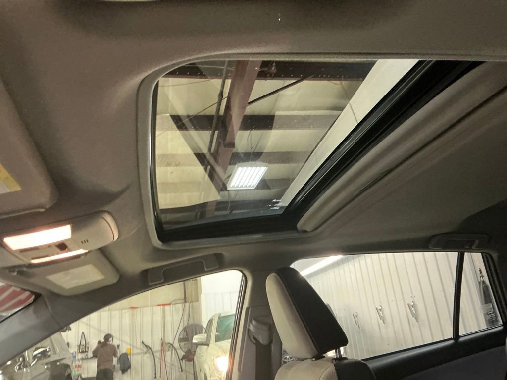 Used 2017 Toyota RAV4 XLE w/ Plus Special Value Package AWD/4WD image 13