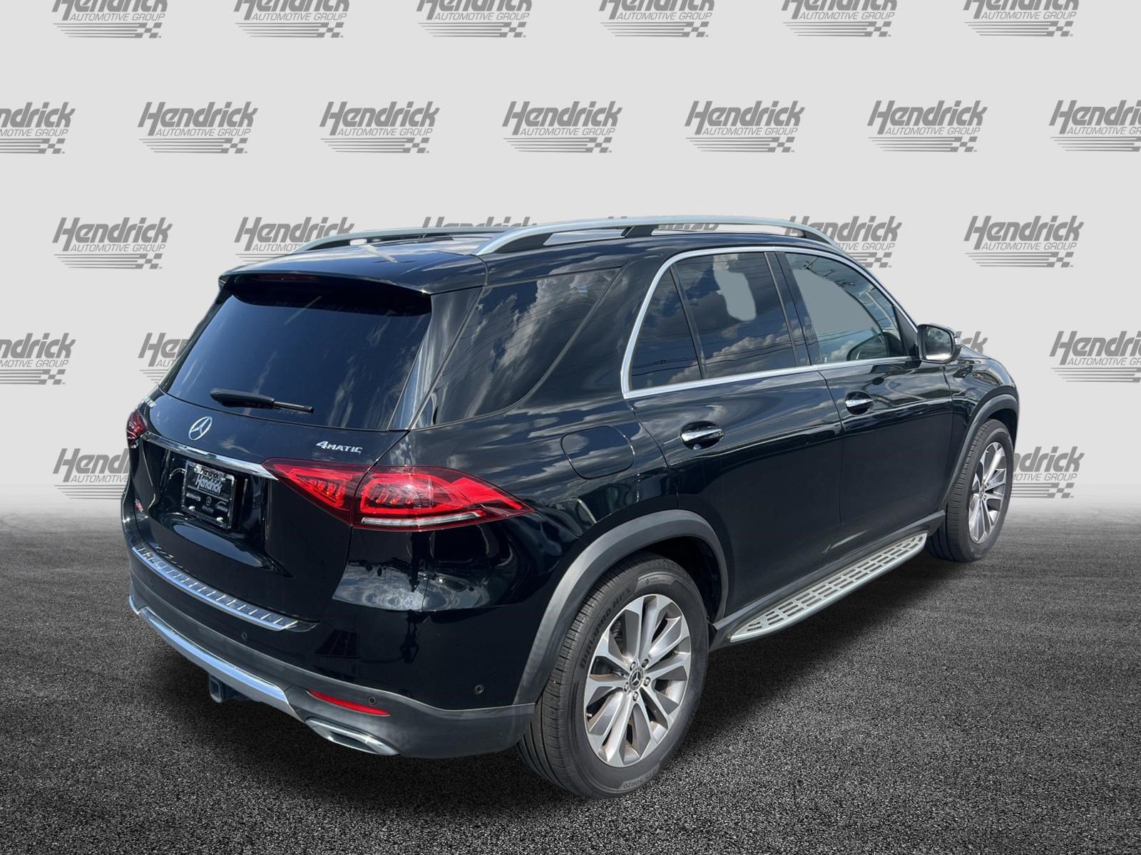 Used 2022 Mercedes-Benz GLE 350 4MATIC w/ Premium Package image 10