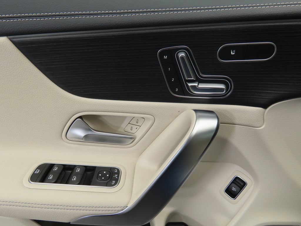 Certified 2026 Mercedes-Benz CLA 250 image 24