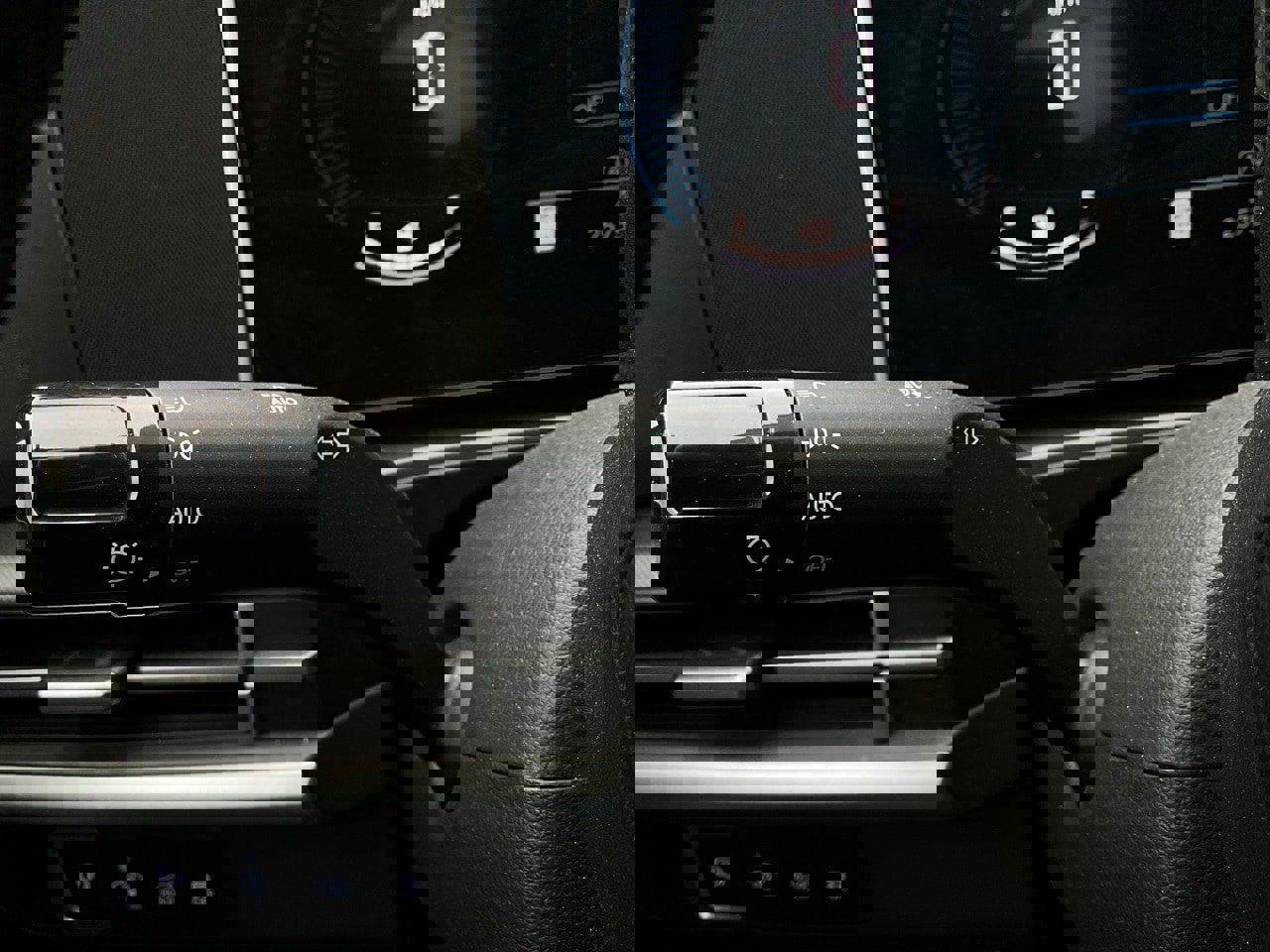 Used 2025 Hyundai Santa Fe SEL image 35