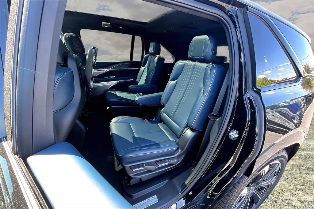 Certified 2025 Cadillac Escalade IQ Sport 2 image 22