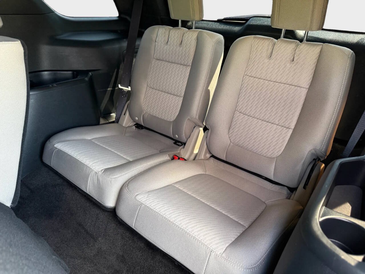 Used 2018 Ford Explorer 4WD image 8