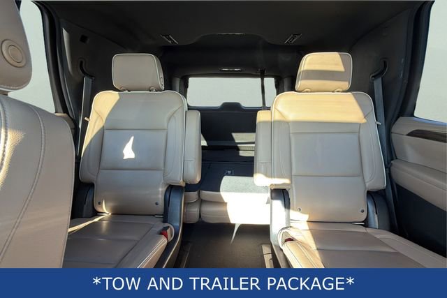 Used 2021 Chevrolet Tahoe Premier w/ Premium Package image 18