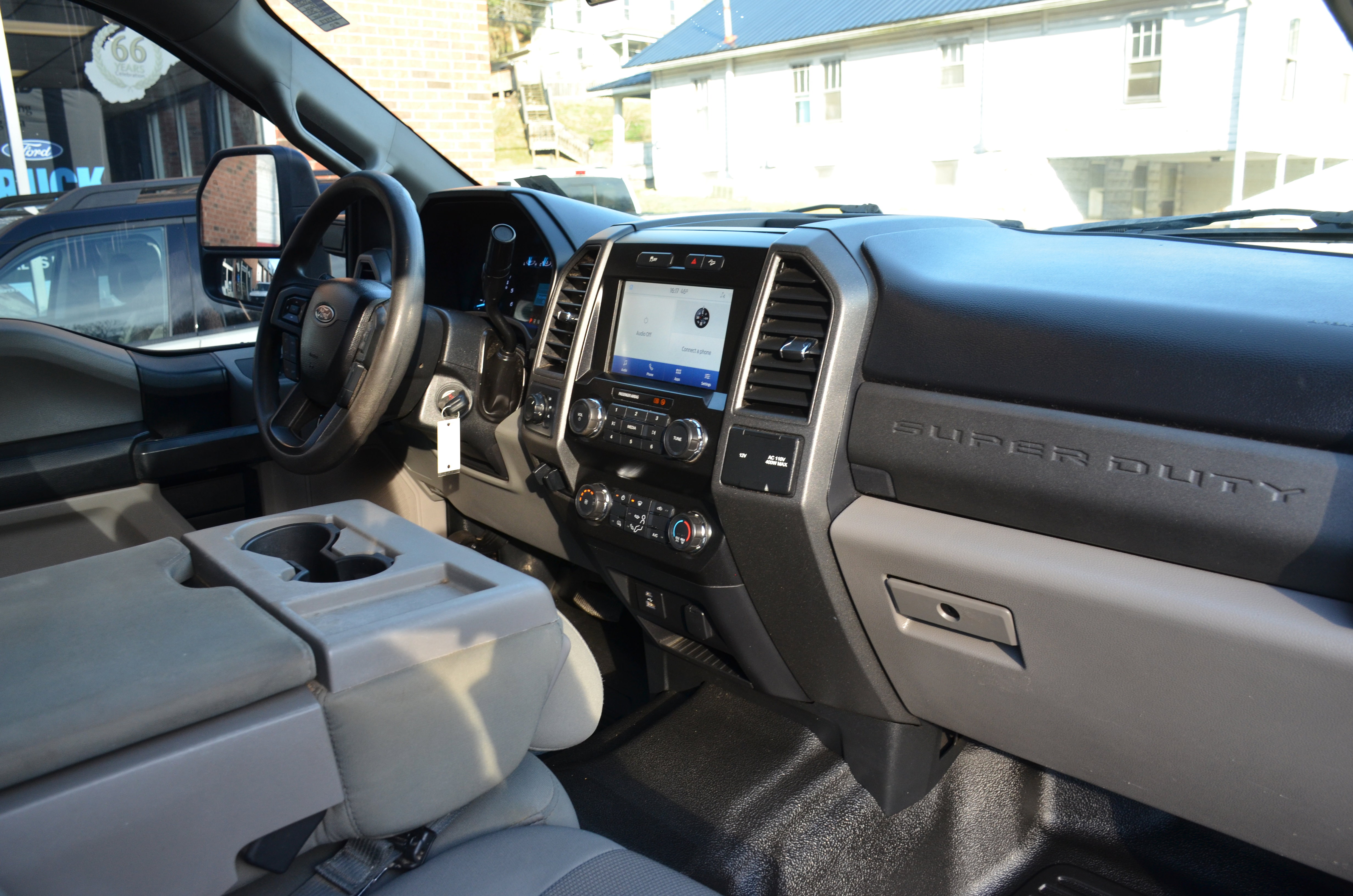 Used 2020 Ford F250 XL w/ STX Appearance Package image 23
