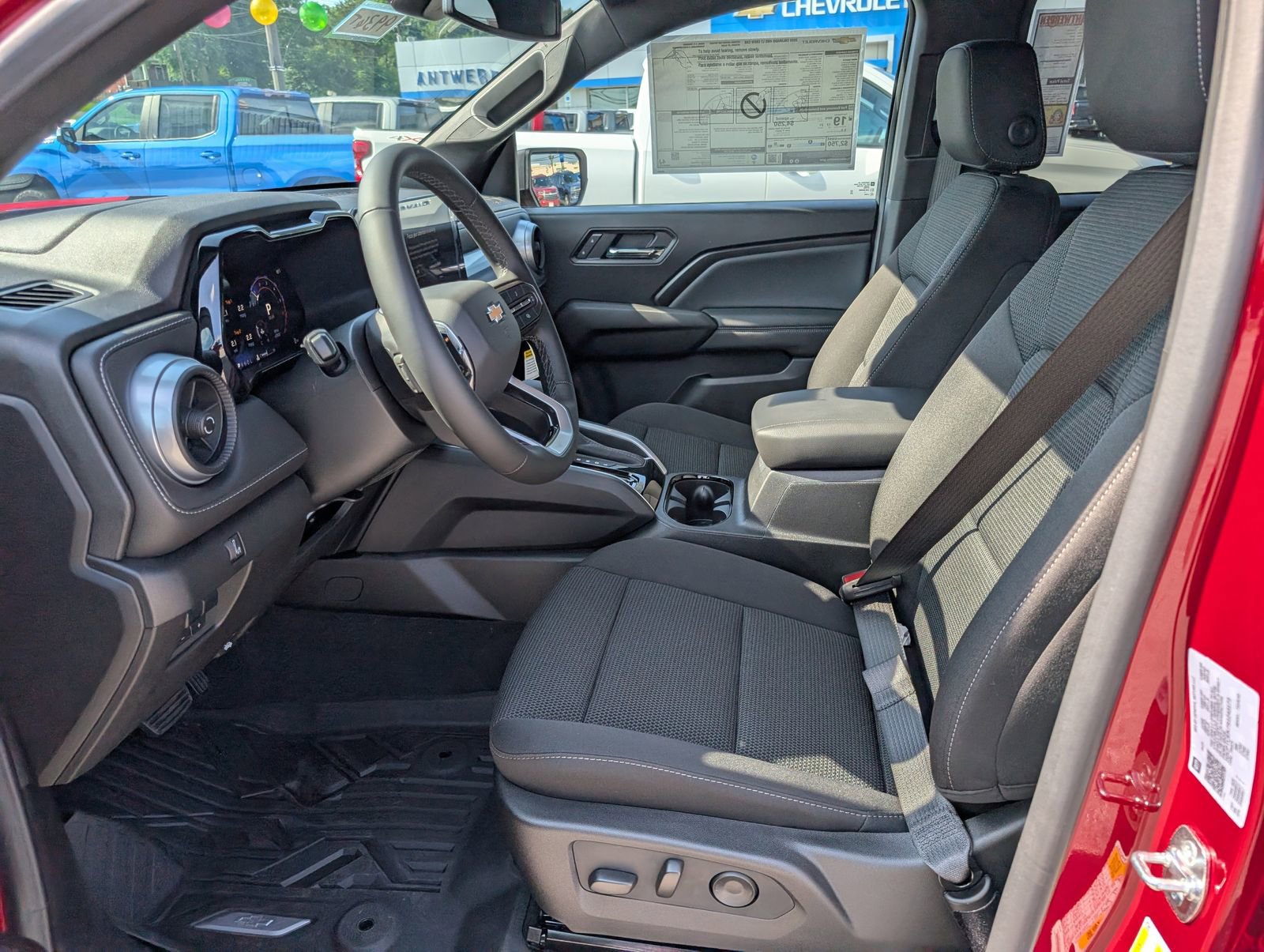 New 2025 Chevrolet Colorado LT w/ Advanced Trailering Package image 13