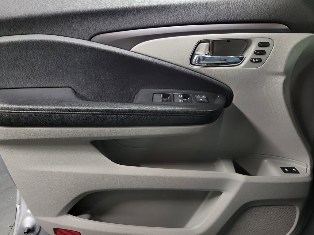 Used 2021 Honda Pilot Special Edition image 23