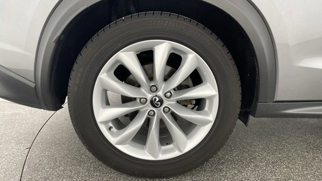 Used 2019 INFINITI QX50 Essential image 54