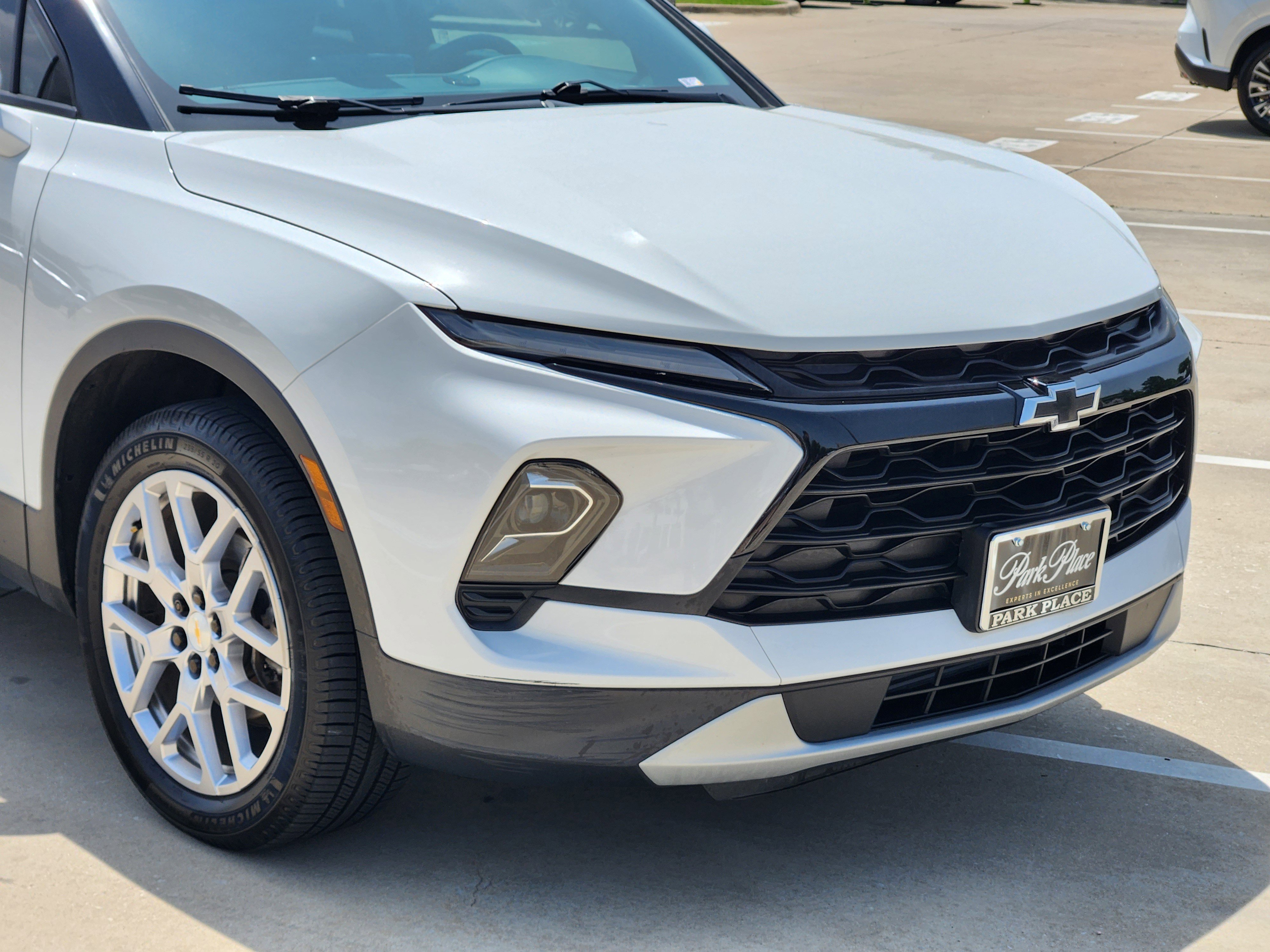 Used 2023 Chevrolet Blazer LT w/ Driver Confidence Package FWD image 7