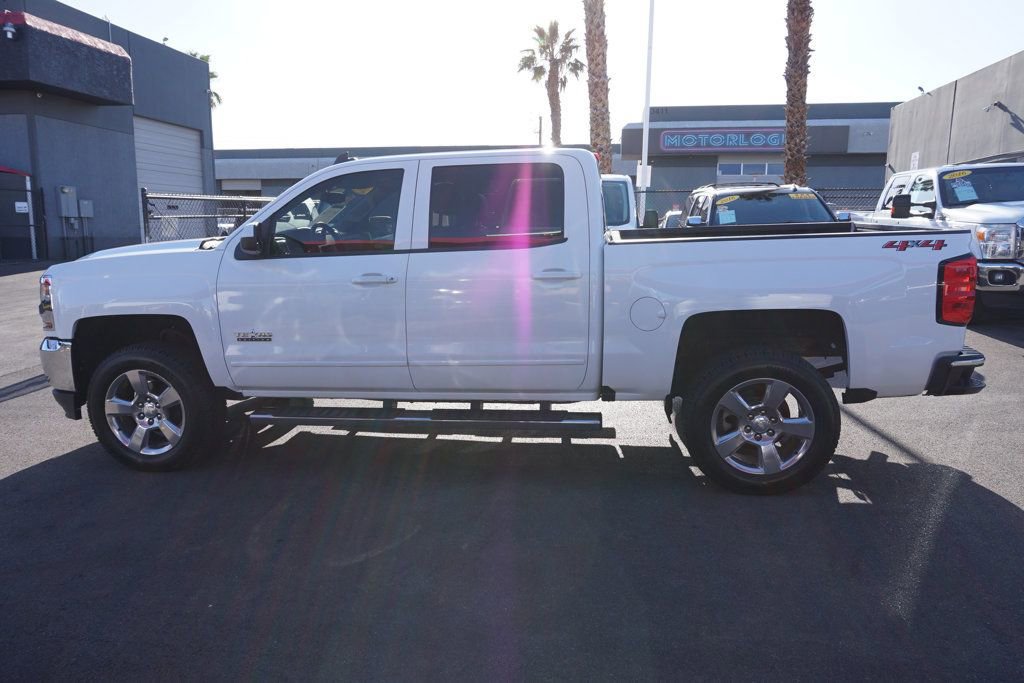 Used 2018 Chevrolet Silverado 1500 LT w/ Texas Edition AWD/4WD image 3