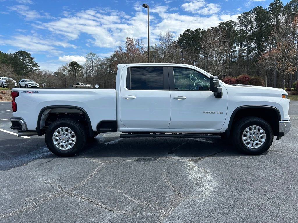 Used 2024 Chevrolet Silverado 3500 LT image 25
