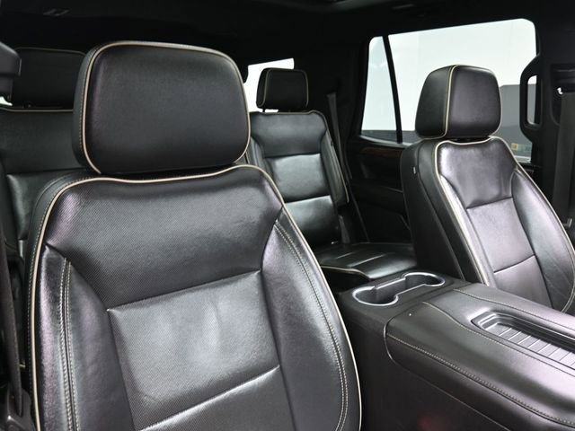 Used 2021 Chevrolet Tahoe Premier w/ Premium Package image 29