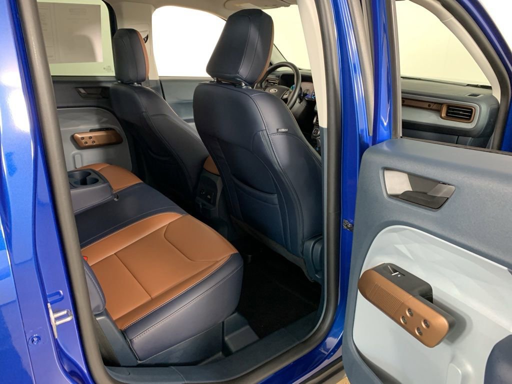 Used 2023 Ford Maverick Lariat w/ Lariat Luxury Package image 34