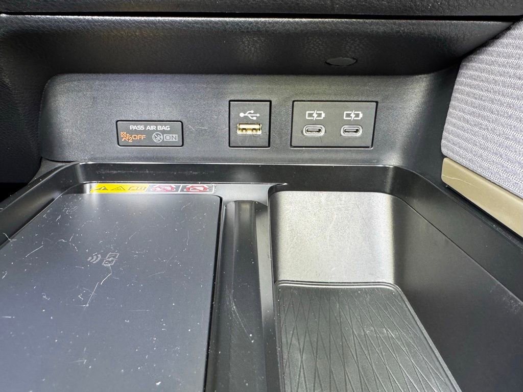 Certified 2026 Toyota Camry SE w/ Preferred Package 2 (TMS) AWD/4WD image 38