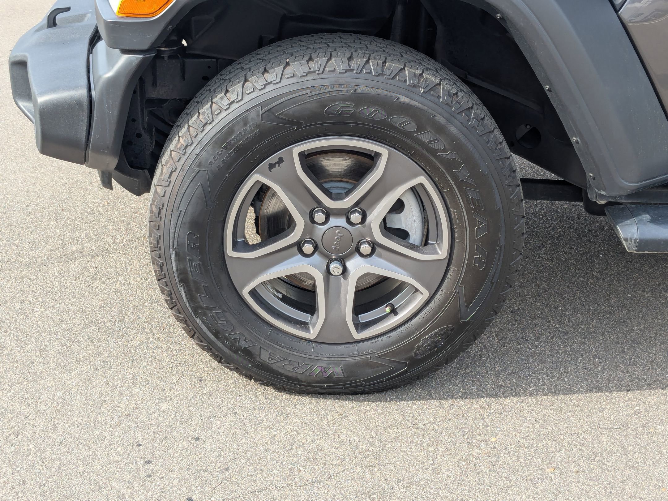 Used 2018 Jeep Wrangler Unlimited Sport S image 10