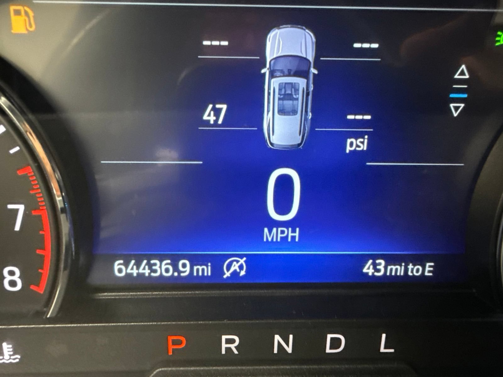 Used 2021 Ford Explorer XLT w/ Equipment Group 202A RWD image 17