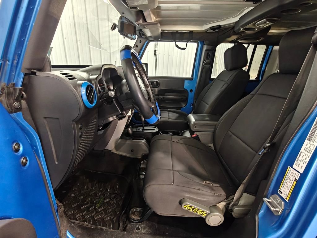 Used 2010 Jeep Wrangler Unlimited Sport image 26