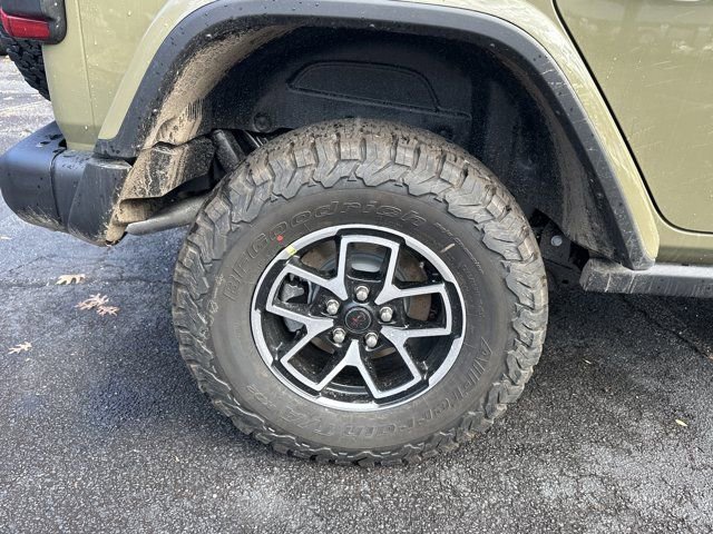 New 2026 Jeep Wrangler Unlimited Rubicon w/ Steel Bumper Group image 18