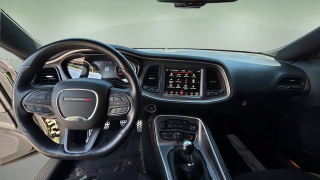 Used 2022 Dodge Challenger R/T Scat Pack RWD image 16