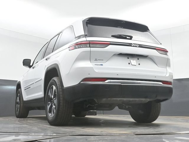 Used 2022 Jeep Grand Cherokee Limited 4xe w/ Luxury Tech Group II AWD/4WD image 47