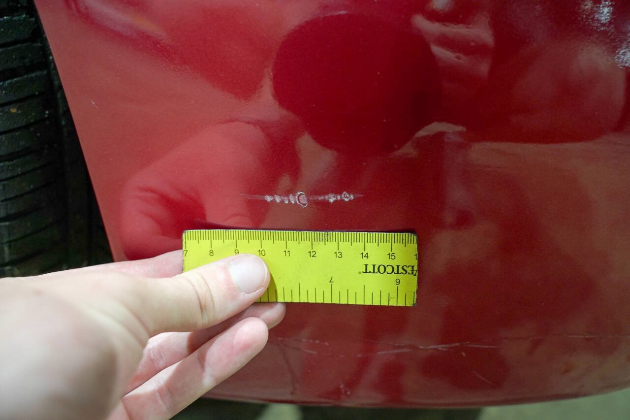 Used 2005 Cadillac XLR RWD image 40