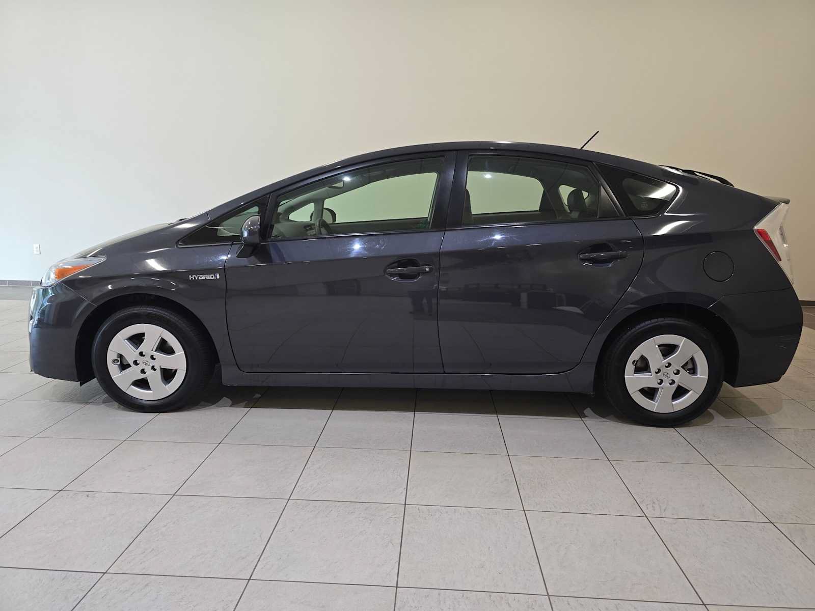 Used 2011 Toyota Prius Four FWD image 3