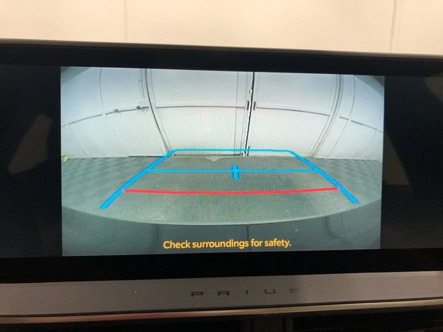 Used 2024 Toyota Prius XLE FWD image 22