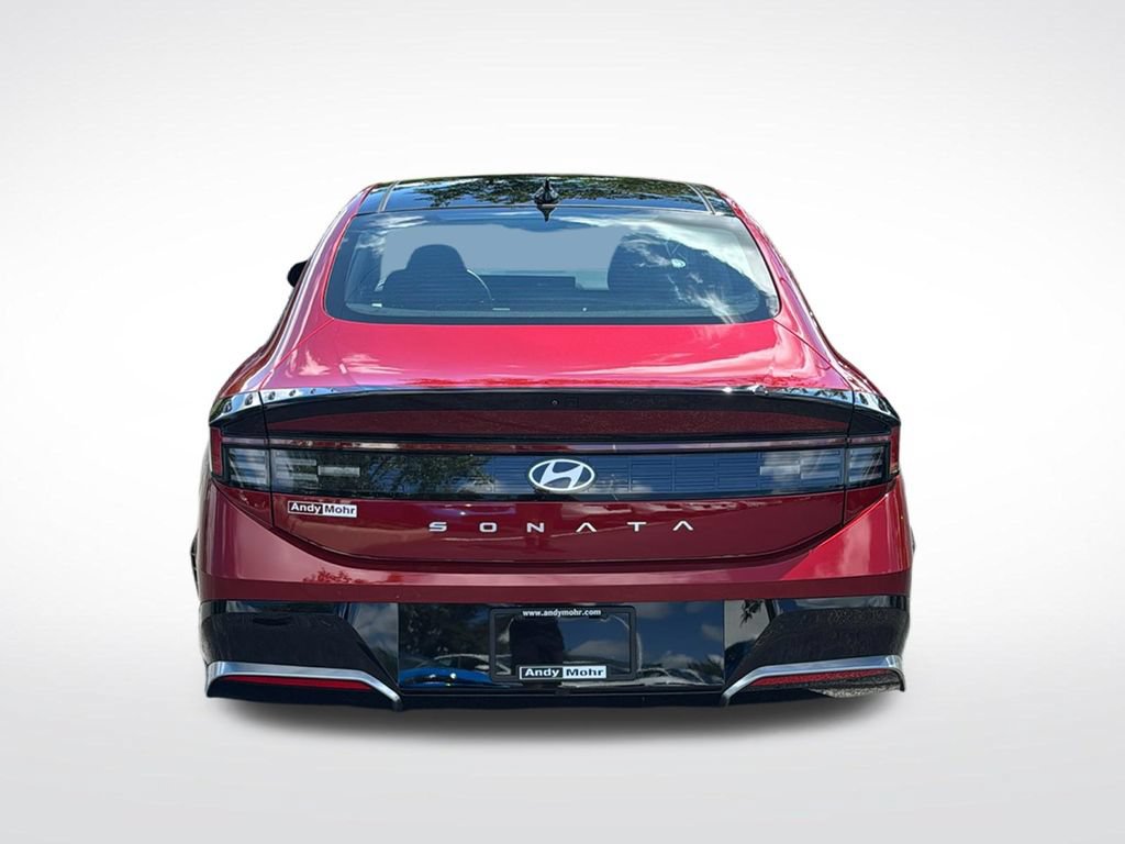 Used 2025 Hyundai Sonata SEL FWD image 6