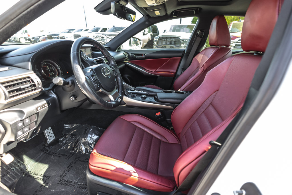Used 2018 Lexus IS 350 AWD image 19