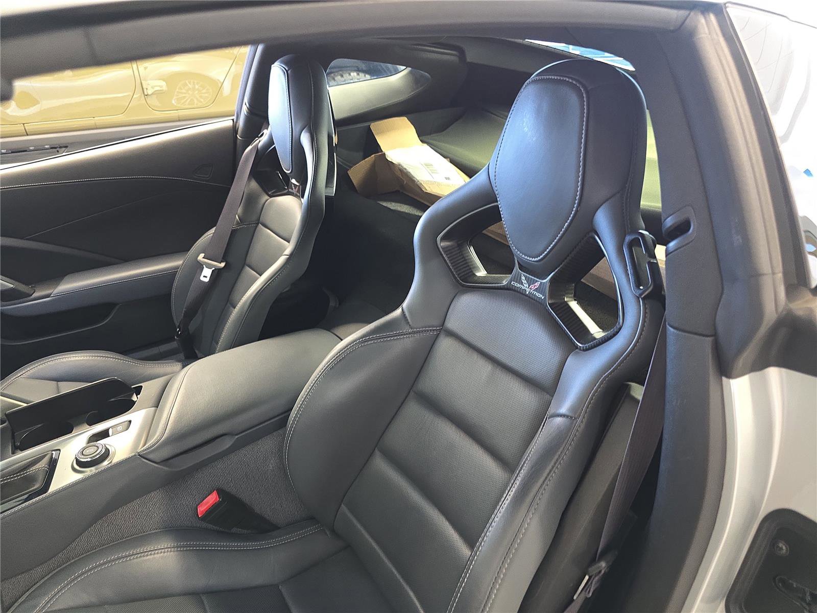 Used 2015 Chevrolet Corvette Z06 w/ 2LZ Preferred Equipment Group image 12