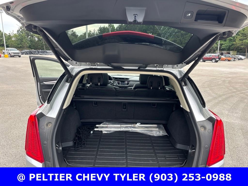 Used 2018 Cadillac XT5 Luxury w/ Driver Awareness Package FWD image 23