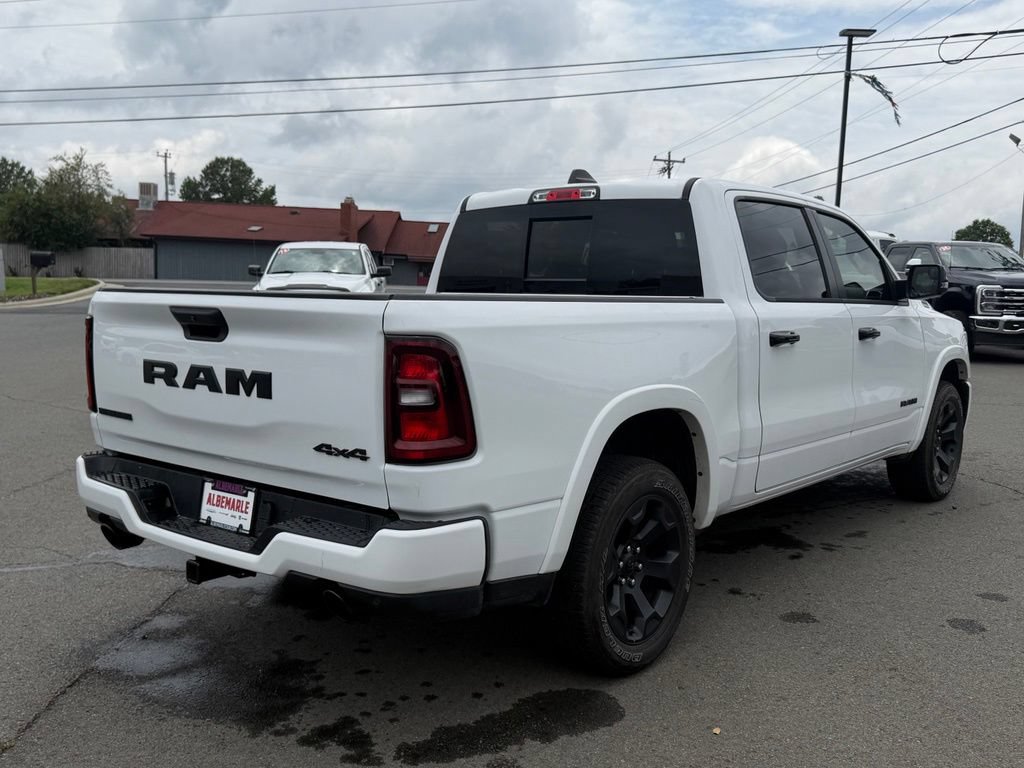 Used 2025 RAM 1500 Big Horn AWD/4WD image 3