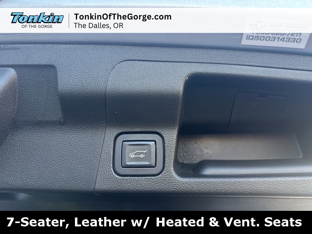 Used 2018 GMC Acadia Denali w/ Technology Package image 6