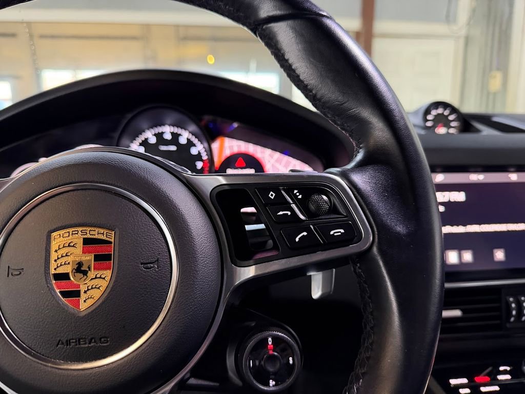 Used 2021 Porsche Cayenne Coupe w/ Premium Package AWD/4WD image 19