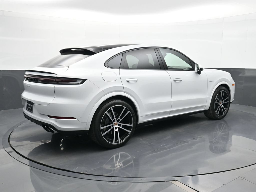New 2026 Porsche Cayenne E-Hybrid Coupe AWD/4WD image 23