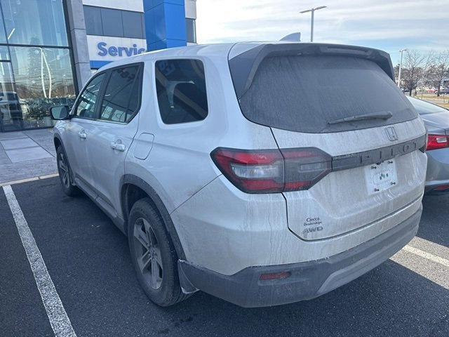 Used 2023 Honda Pilot EX-L image 6