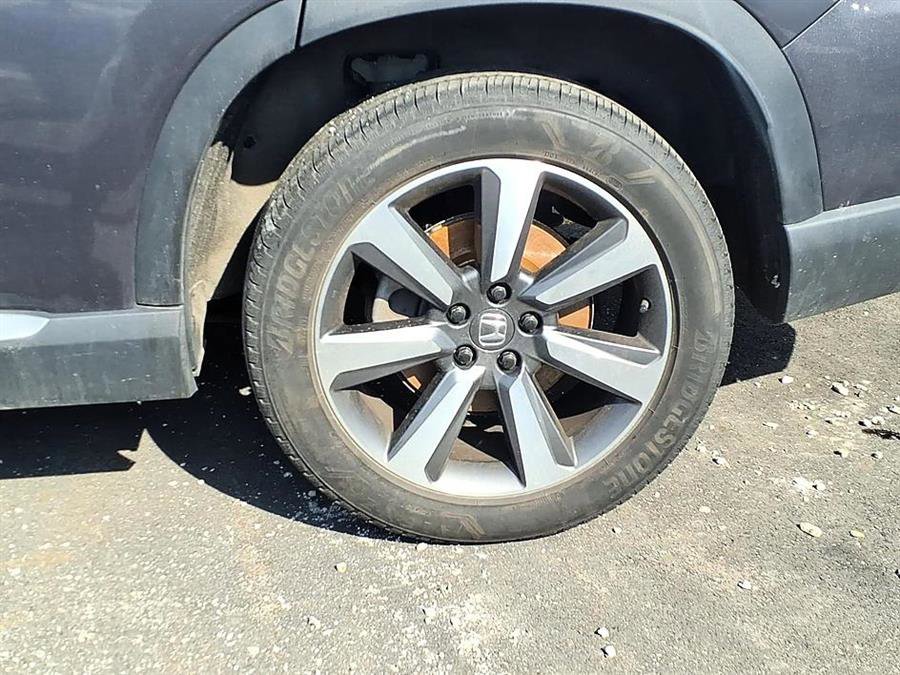 Used 2023 Honda Pilot Elite image 3