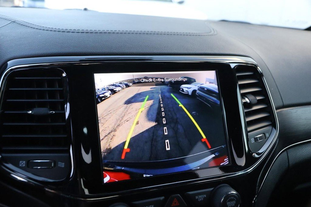 Used 2021 Jeep Grand Cherokee High Altitude image 17