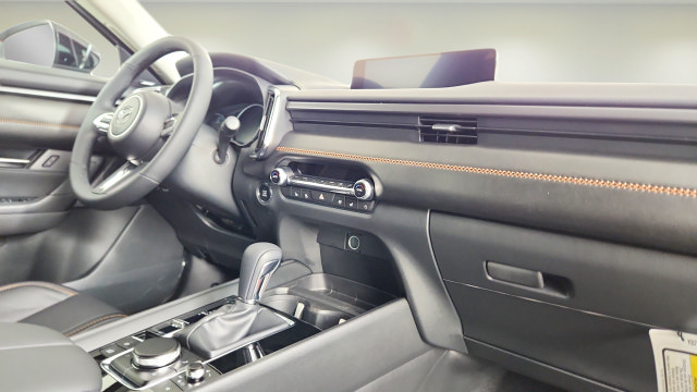 New 2025 MAZDA CX-50 AWD 2.5 S w/ Weather Package image 32