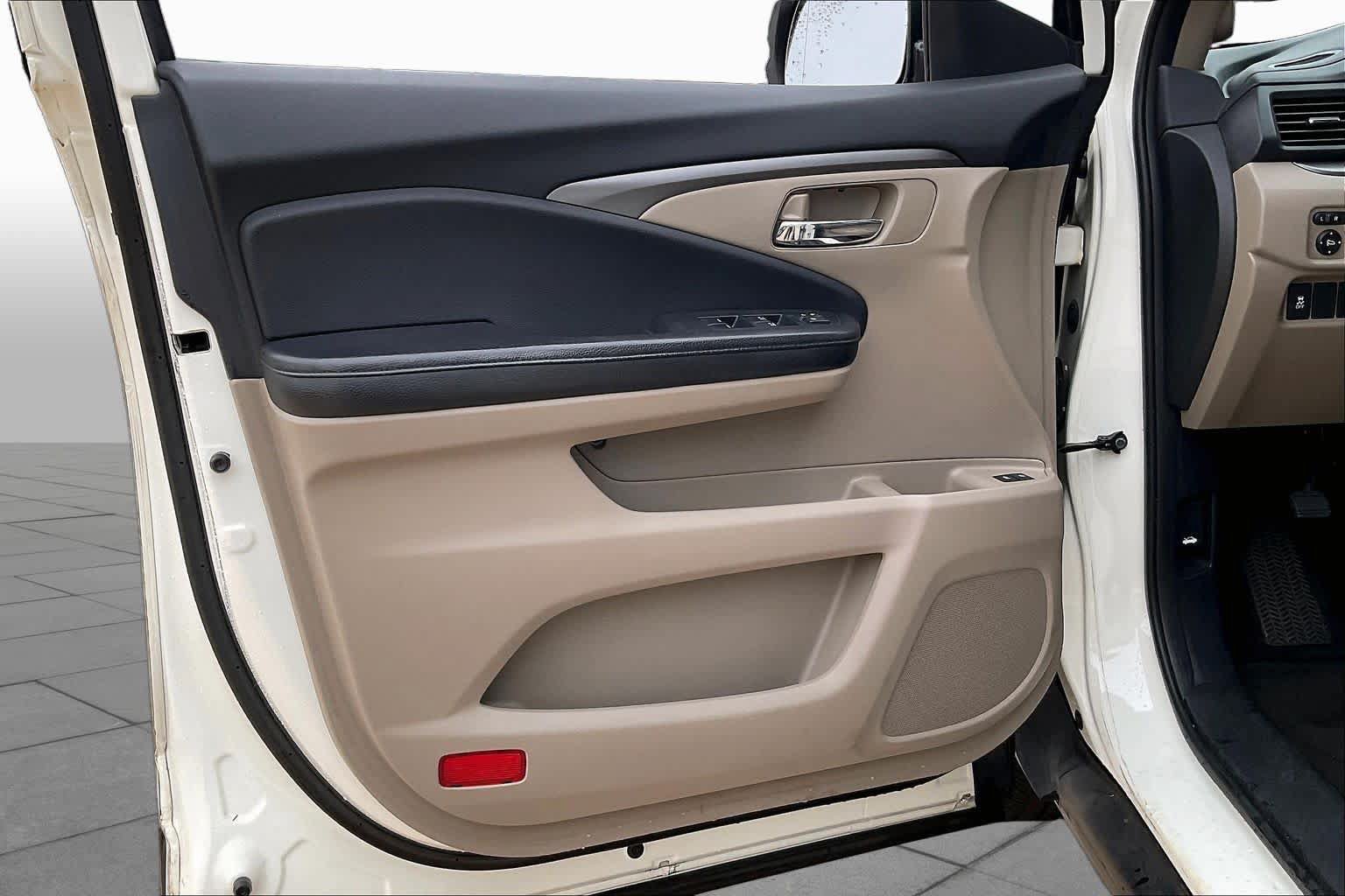 Used 2016 Honda Pilot EX-L image 22