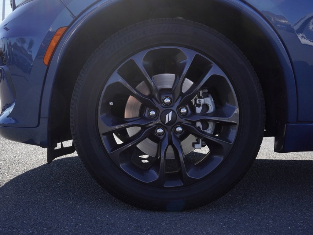 Used 2025 Dodge Durango GT w/ Blacktop Package image 11