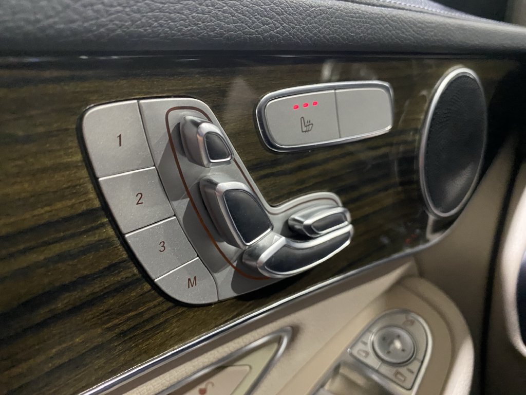 Used 2016 Mercedes-Benz GLC 300 image 10