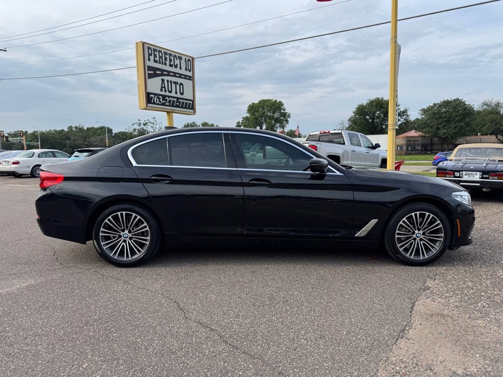 Used 2019 BMW 530i xDrive image 3