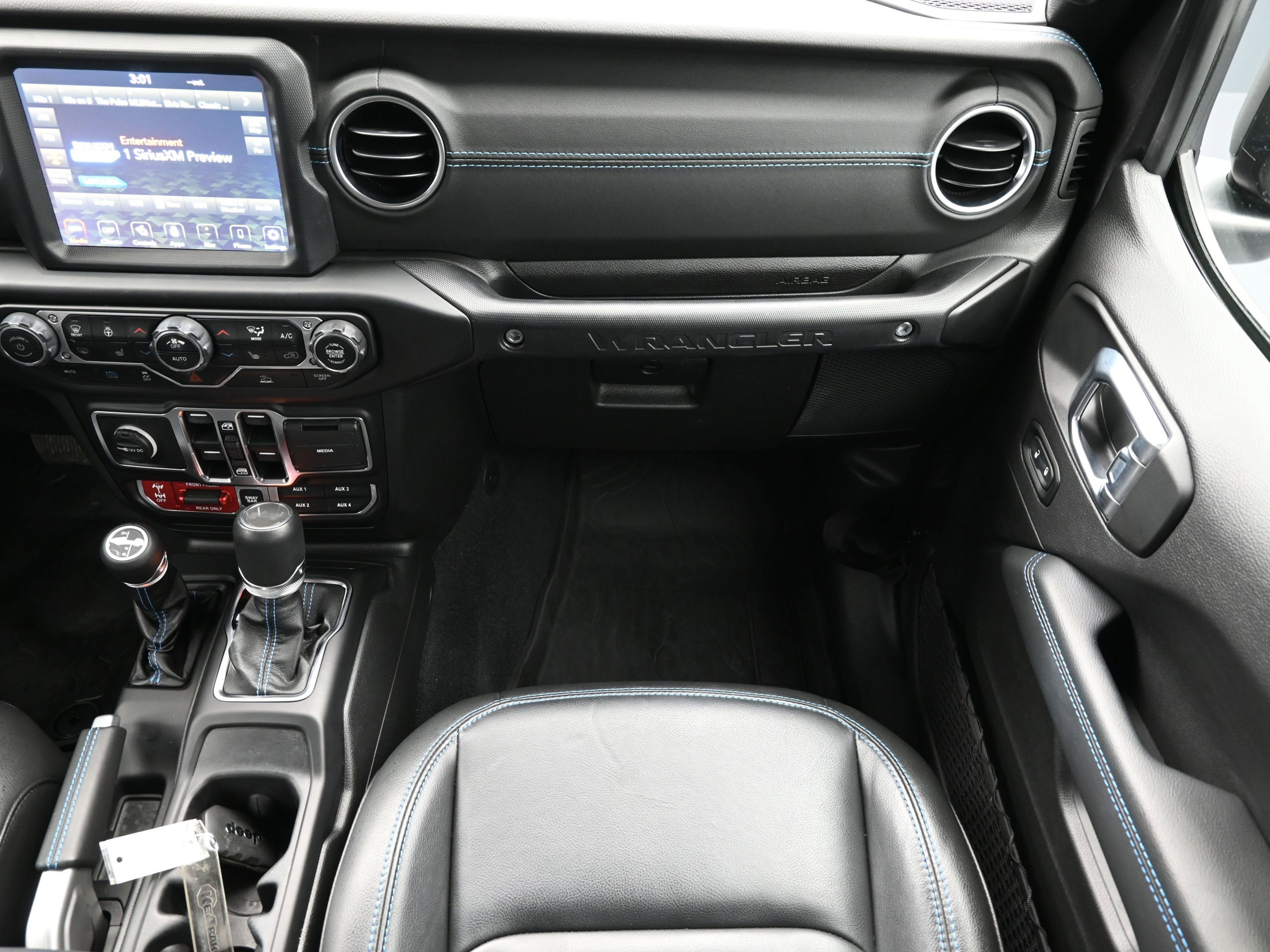 Used 2022 Jeep Wrangler Unlimited Rubicon 4xe w/ Cold Weather Group image 38