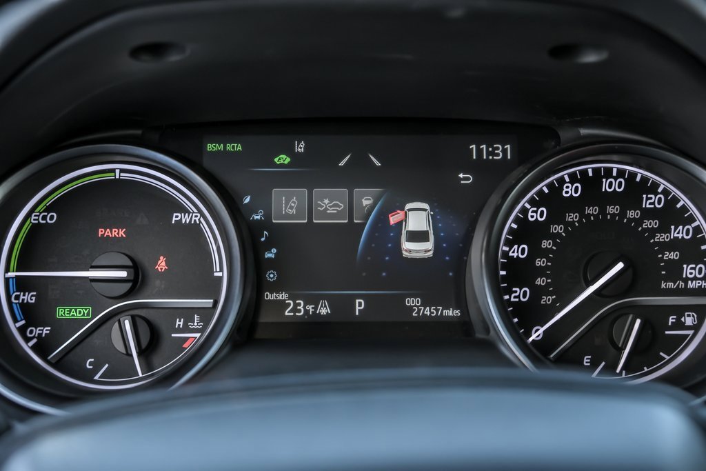 Used 2021 Toyota Camry XSE w/ Navigation Upgrade Package image 19