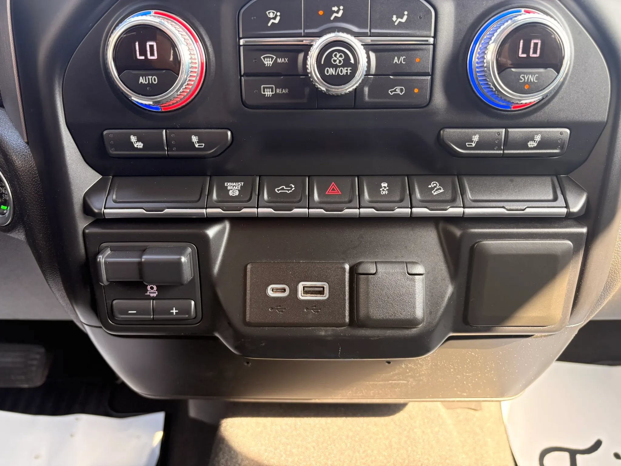 Used 2021 GMC Sierra 2500 SLE w/ Gooseneck/5TH Wheel Package AWD/4WD image 28