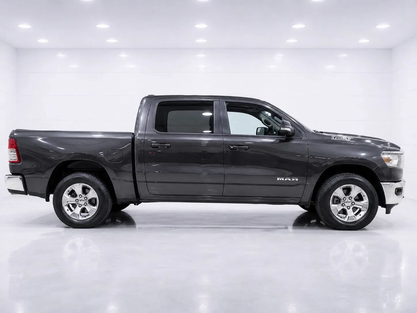 Used 2022 RAM 1500 Big Horn w/ Trailer Tow Group AWD/4WD image 6